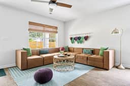 *New* WeCo Duplex | 8 BR, 75" TVs | Sleeps 16 - Image 5