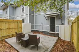 2BR Near Downtown | Walk to Hospital - Image 3