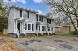 2BR Near Downtown | Walk to Hospital - Image 5