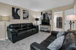 Cozy 2BR Near Prisma | Minutes to Downtown - Image 2