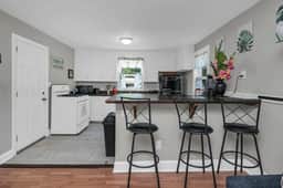 Hibiscus Hideaway | Relaxing 3BR Escape - Image 3