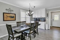 Lake Murray Group Getaway | Sleeps 10 | Kayaks - Image 5