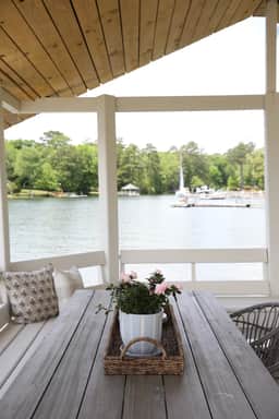 Lakeside Manor | Sleeps 10 | Pool Table & Playroom - Image 3