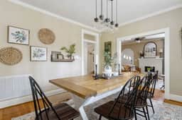 Lush 4BR on Lincoln | Mins to USC | Sleeps 7 - Image 4
