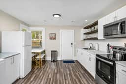 Margrave Retreat Unit 'A' | 2 BR 1BA - Image 2
