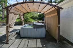 USC Hot Tub Time Machine | Sleeps 16 - Image 2