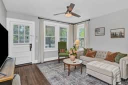 Revamped 3BR Oasis on Forest Dr - Image 2