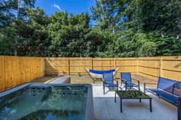 The End Zone | Hot Tub - Image 2