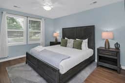 The Garden House | Sleeps 11 | Near USC - Image 4