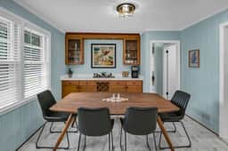 The Garden House | Sleeps 11 | Near USC - Image 3