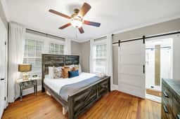 The Grand River House | 4BR Sleeps 12 - Image 5
