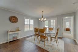 Walk Lex & Main St | Near Old Mill Brew Pub | 3BR - Image 4