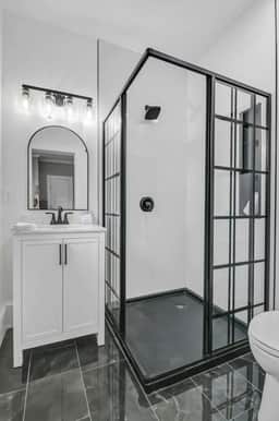 The River House | 3BR Near Downtown - Image 4