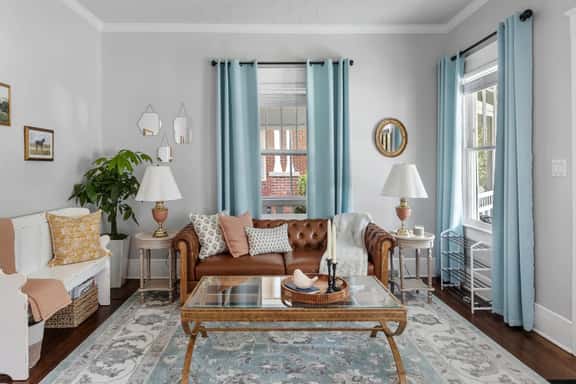Cottontown 3BR | Mins to USC | Sleeps 6 - Image 1