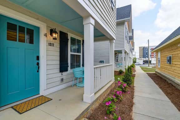 Hampton Cottage | The Pickens Cottages - Image 1