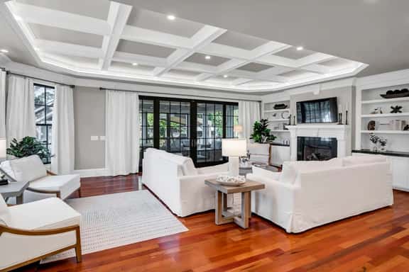 The Wren | 2 BR 2.5 BA | Newly Renovated w/ Hot Tub - Image 1