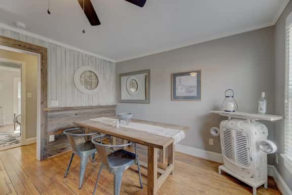 Walk WECO on State | Eats + Drinks + Shops + Rec - Image 1