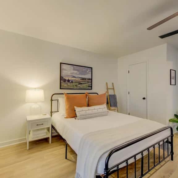Funky River Efficiency Apt | Upstairs 1BR 1BA - Image 1