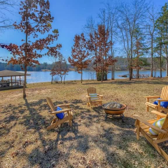 Lakeside at Bedford | 5BR Lake Murray Prosperity - Image 1