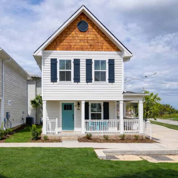Laurens Cottage | The Pickens Cottages - Image 1