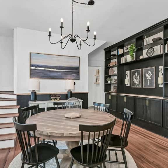 Minutes to USC | Melrose Heights 3BR | Sleeps 6 - Image 1