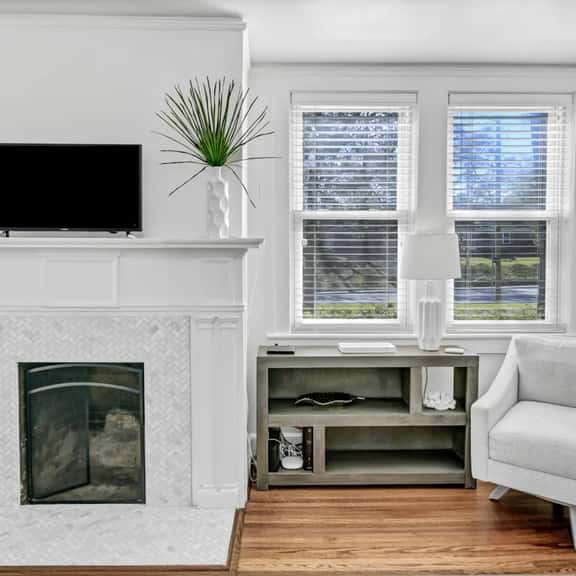 Modern Gem in the Heart of Columbia - Image 1