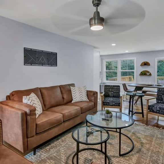 Robin's Nest in WECO w/ Garage & Deck | 4BR 3BR - Image 1