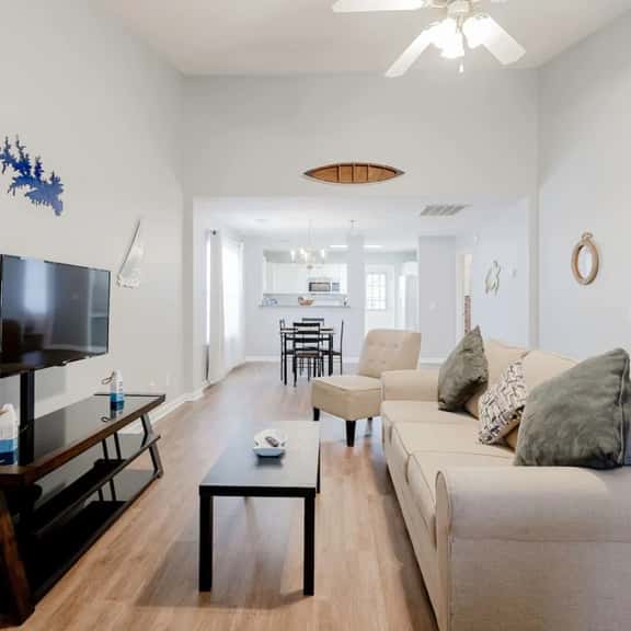 On Lake Time | 2BR | Minutes To Lake Murray - Image 1