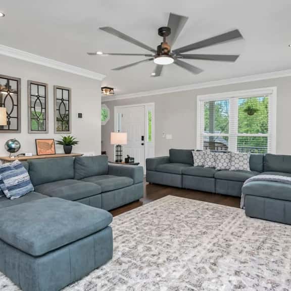 Whispering Winds of Lexington | Sleeps 8 - Image 1