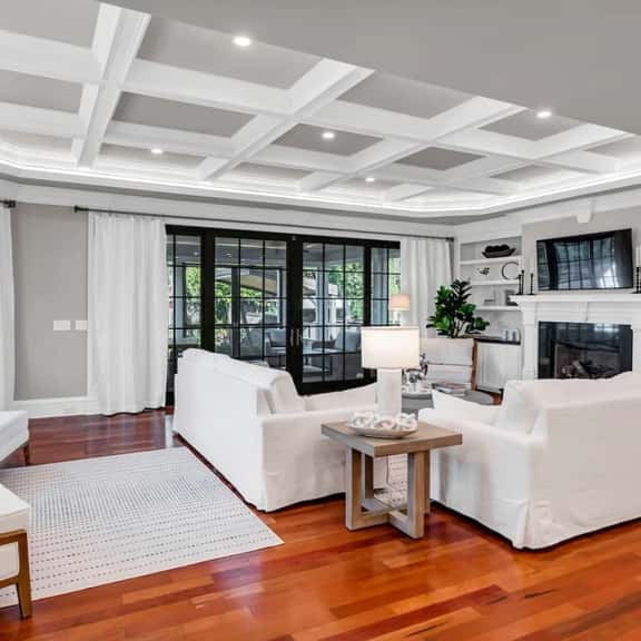 The Wren | 2 BR 2.5 BA | Newly Renovated w/ Hot Tub - Image 1