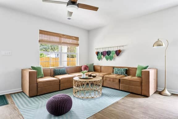 *New* WeCo Duplex | 8 BR, 75" TVs | Sleeps 16 - Image 5