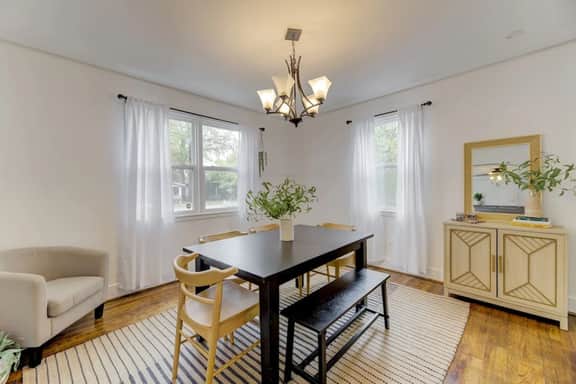 Funky River Bungalow Apt | 3BR 1.5BA Near DT Cola - Image 3
