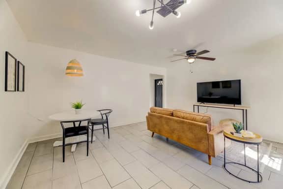 Funky River Explorer Apt | Large 1BR 1BA Upstairs - Image 5