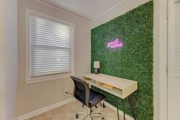 Good Vibes Ranch | 3BR 1.5BA Pets+ Walk to Zoo - Image 2