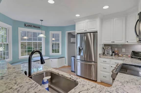 Hilton Lake Getaway w/ Hot Tub & Two Fire Pits - Image 2
