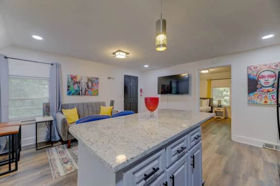 House of Chaunce 1BR Apt | Near Ft Jackson 1BA - Image 2