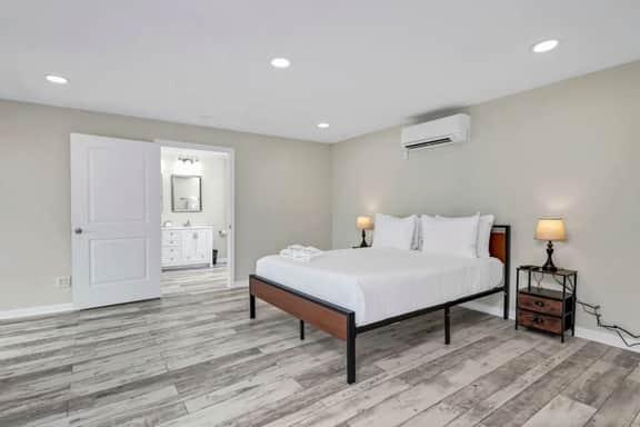 Lake Murray Retreat | Boat Ramp + Sleeps 10 - Image 4
