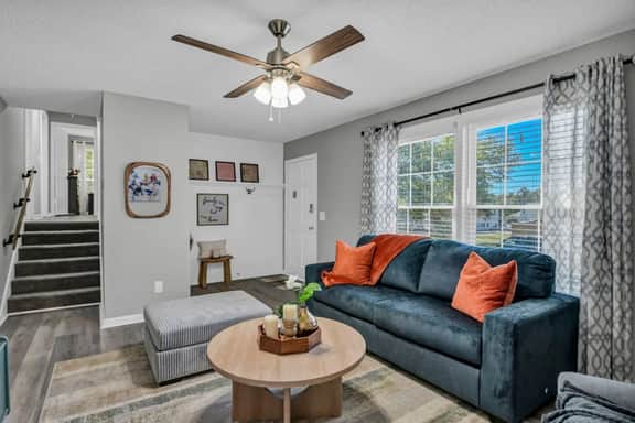Lexington Leisure House- 4BR w/ Pool & Games - Image 4