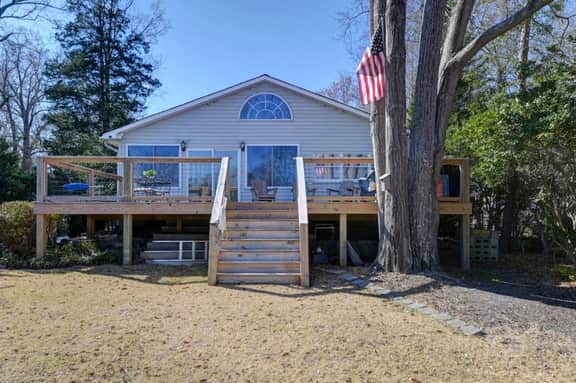 Lure & Leisure Lakehouse w/ Canoe | 3BR - Image 2