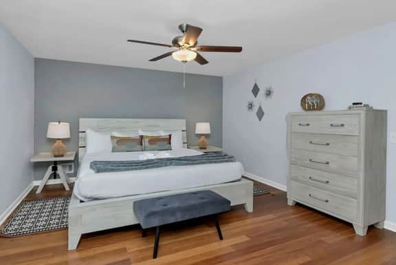 Robin's Nest in WECO w/ Garage & Deck | 4BR 3BR - Image 4