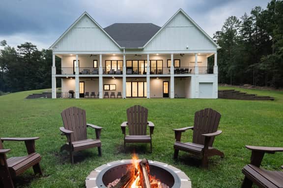 Pickleball Court + Hot Tub + Much More! Sleeps 30 - Image 3