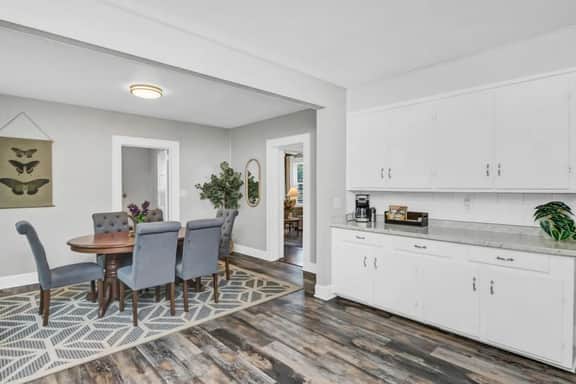 Revamped 3BR Oasis on Forest Dr - Image 4