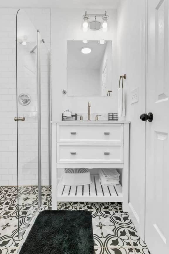 Stay West Side | 2 BR | Minutes from Downtown - Image 5