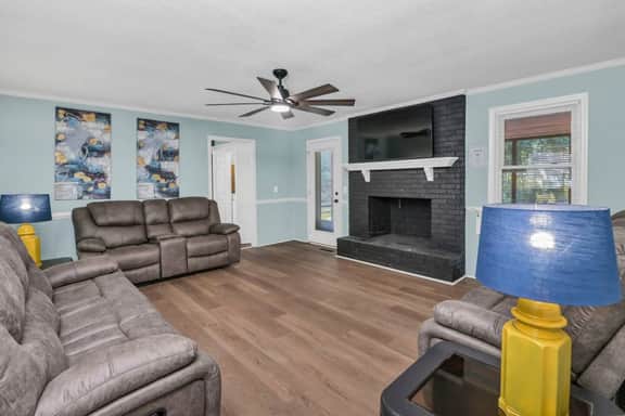 The Family Cove - 4BR + Private Pool & Billiards - Image 4